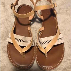 Toms sandals size 8 Like New